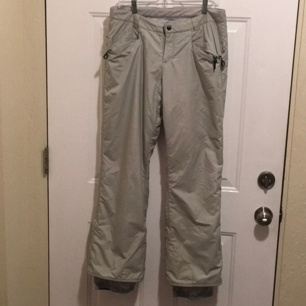 Snowboarding/ ski pants! Khaki/ beige